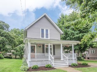 37 N Worth Ave, Elgin, IL 60123