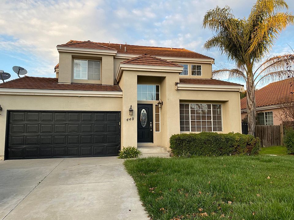 1st image of 440 Tuscany Pl