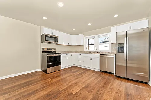 72 Wayside Ave Photo 1