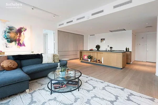 Rented by Sotheby's International Realty | media 31