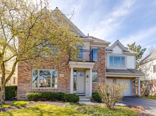 1913 Westleigh Dr, Glenview, IL 60025