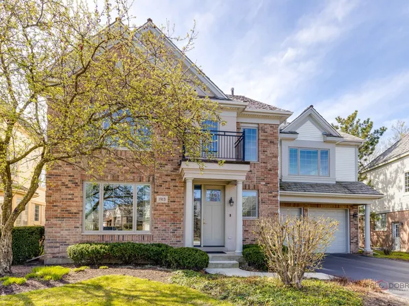 1913 Westleigh Dr, Glenview, IL 60025