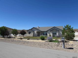 1095 Lasso Way, Fernley, NV 89408