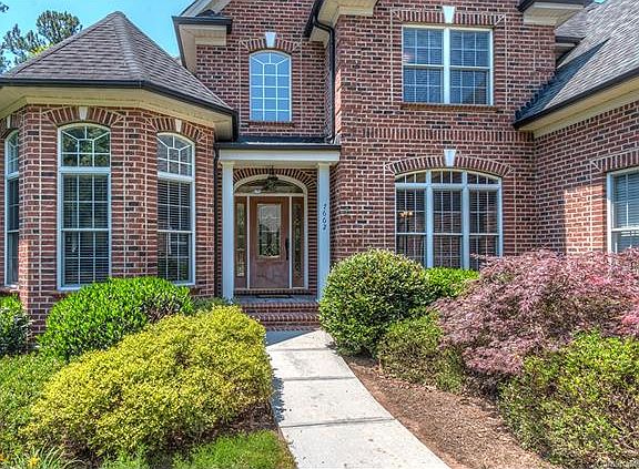 2nd image of 7662 Turnberry Ln