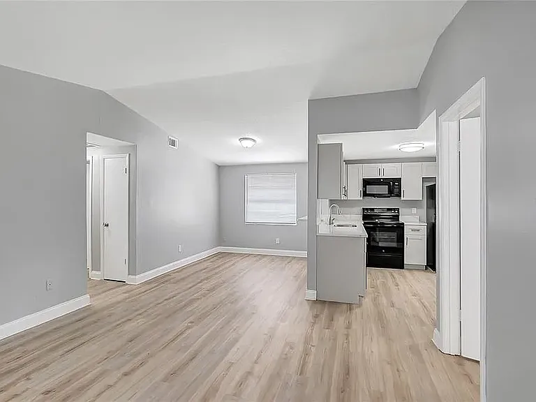 10215 Cutten Green Ct — Photo 7