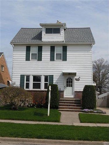 1st image of 3306 Wales Ave