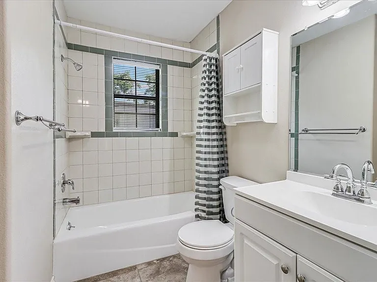 2111 E Lott Ave — Photo 40