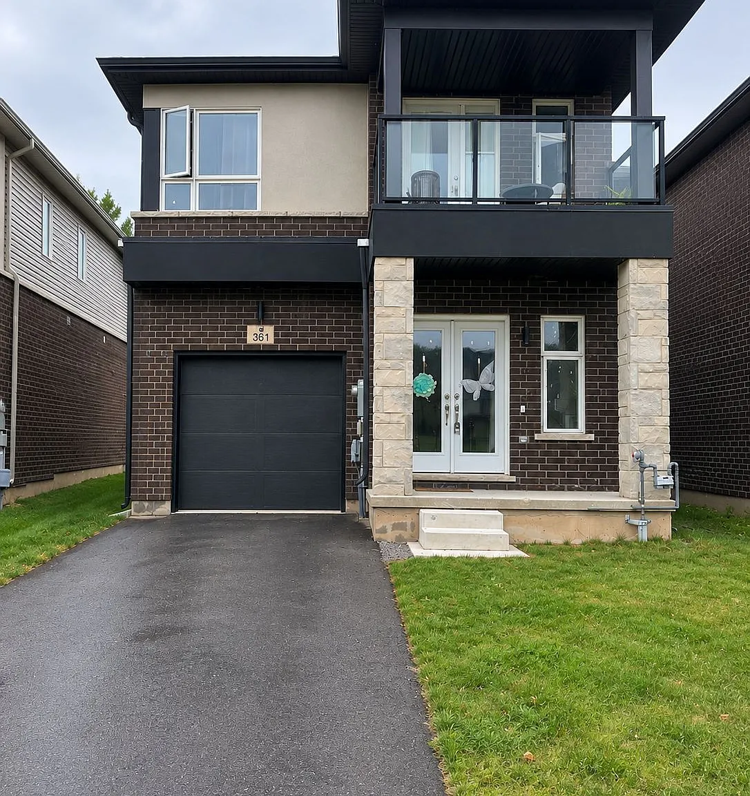 3 bed, $2,500 — Photo 1