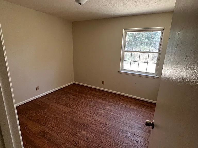 11 Oak Forest Ln #A — Photo 8