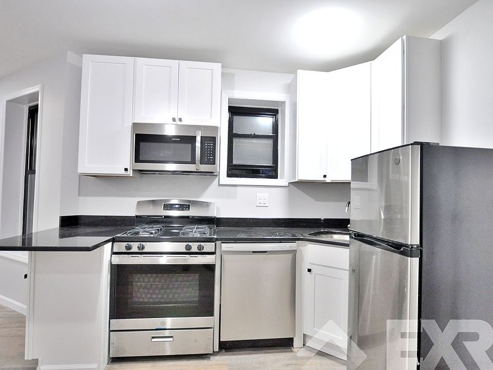 1st image of 43 Underhill Ave APT 2B