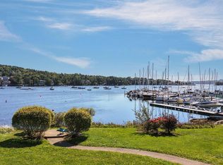 411 Shore Dr Unit 7, Halifax, NS B4A 2C7