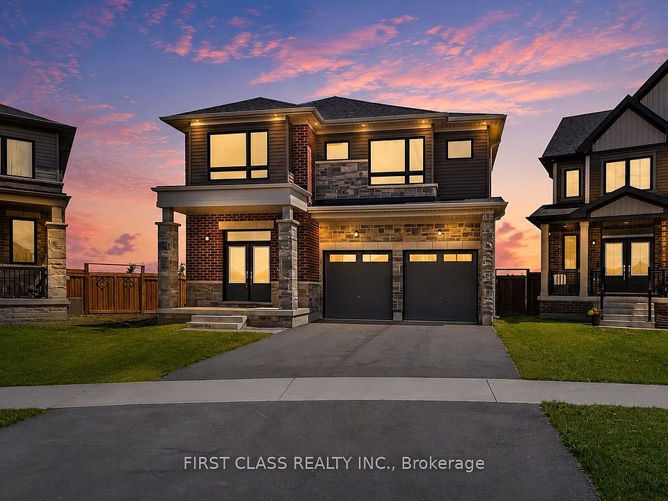 1st image of 15 Abbey Cres