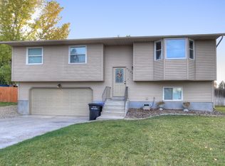 8234 S 1640 W, West Jordan, UT 84088