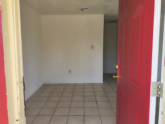 5th image of 1215 NW Bessie Ave