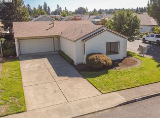 2306 NE 155th Pl, Portland, OR 97230