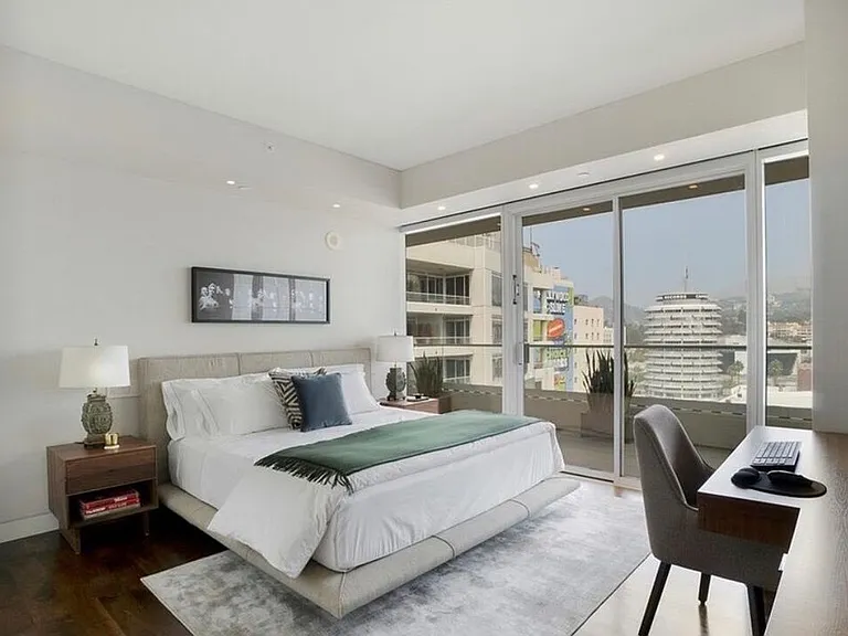 6250 Hollywood Blvd #14D — Photo 13