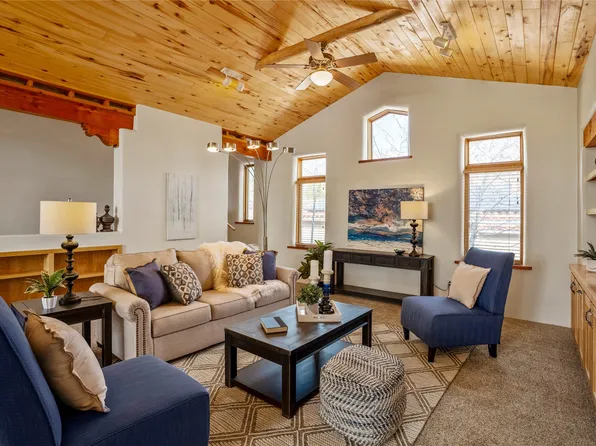 4885 Yucca St, Los Alamos, NM 87544