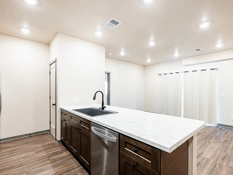 The Stix Apartments — Photo 6