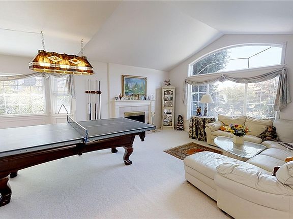 5th image of 6438 Troon Ln SE