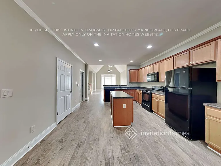112 Al Jennah Blvd — Photo 6