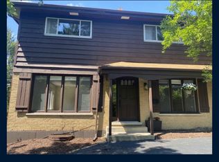 34 Washington Rd, Lake Forest, IL 60045