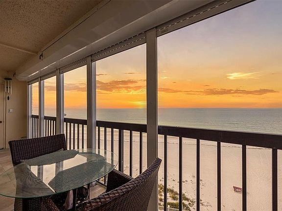 3rd image of 19450 GULF BOULEVARD #705