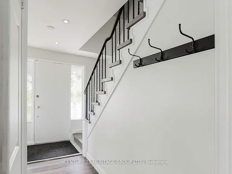 307 Towercrest Dr — Photo 13