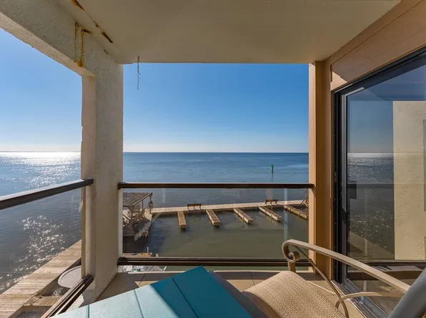 220 W Cora Lee Dr #204, South Padre Island, TX 78597