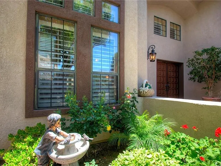 3061 Diamond View Cir — Photo 4