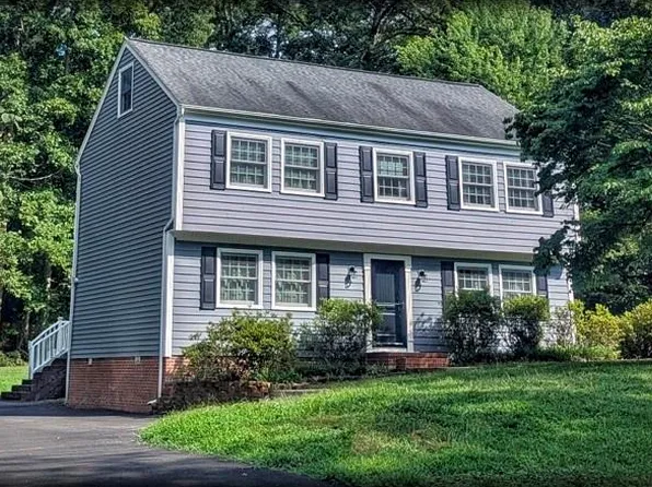 118 Druid Dr, Williamsburg, VA 23185