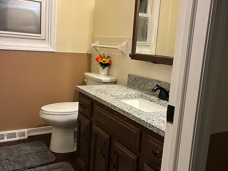 4 Cranberry Ln — Photo 3