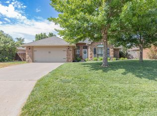 2403 Magan St, Plainview, TX 79072