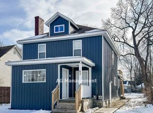 43 Elizabeth Lake Rd, Pontiac, MI 48341