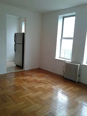 Rented by Arena Real Estate | media 7