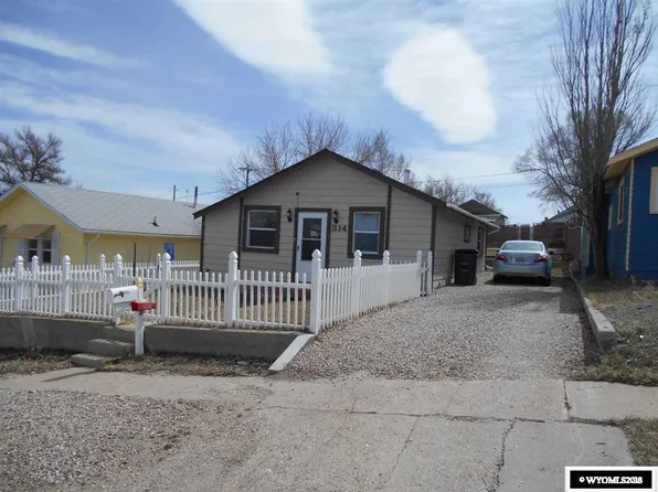 314 E Pine St, Rawlins, WY 82301