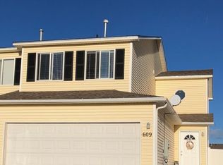 609 Rampart Dr, Rock Springs, WY 82901