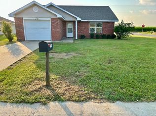 2504 Pelican Ct, Jeanerette, LA 70544