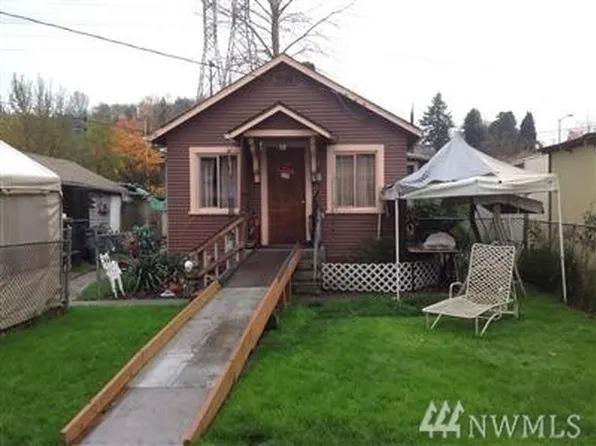 8617C 44th Ave S, Seattle, WA 98118