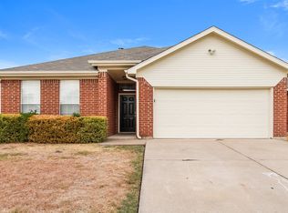 7213 Park Creek Cir W, Fort Worth, TX 76137