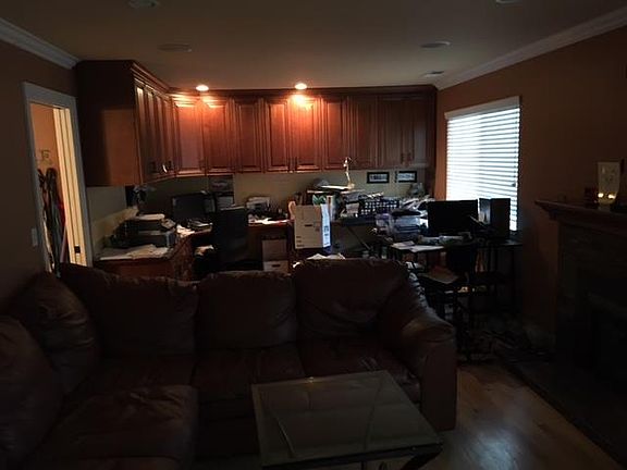 3rd image of 5282 Great Oaks Dr
