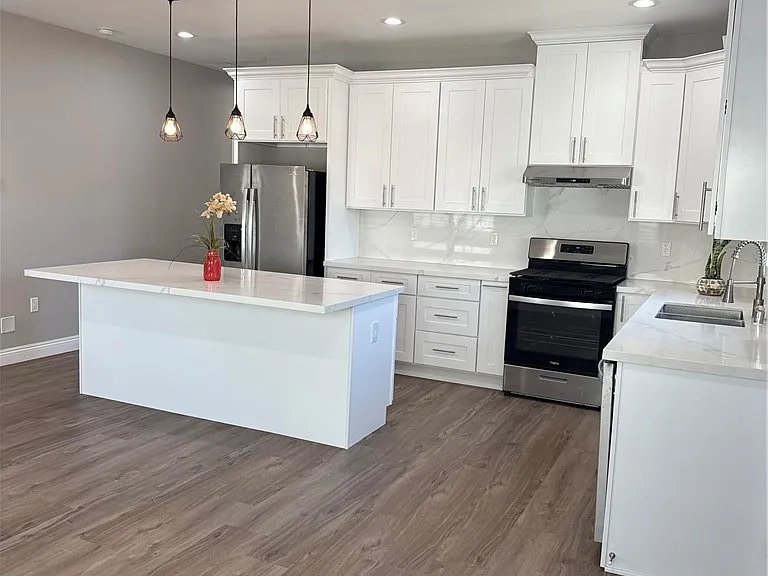 5272 Barcelona Cir — Photo 5