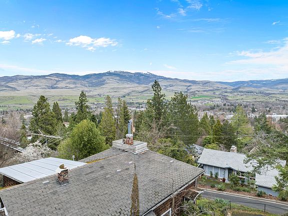 3rd image of 319 Alta Ave