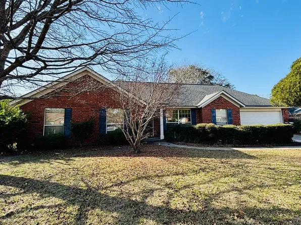 552 Brockington Cir, Hinesville, GA 31313