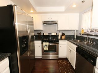 341 W Central Ave APT D, Monrovia, CA 91016