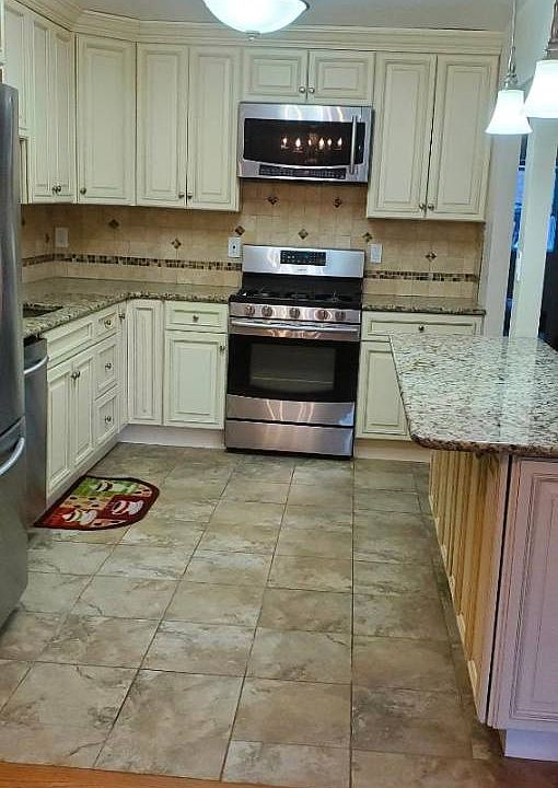 1st image of 69-81 Juniper Blvd S Floor 2
