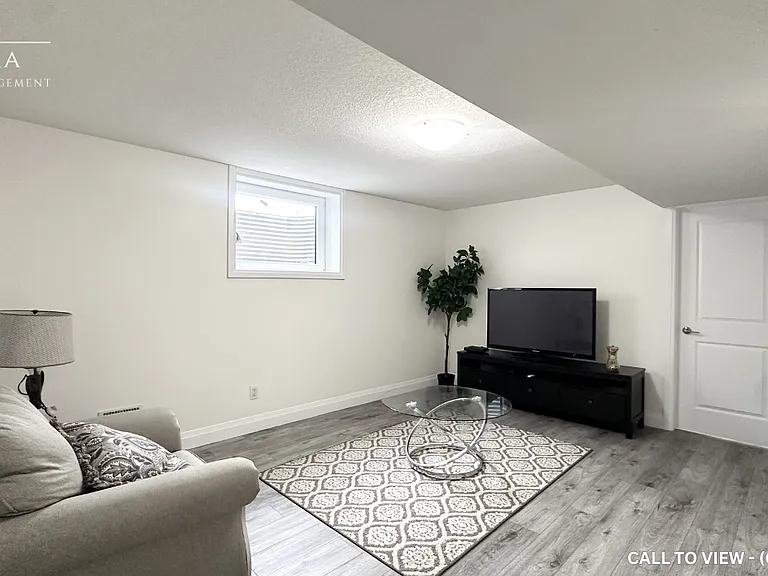 2335 Bakervilla St #2 — Photo 3