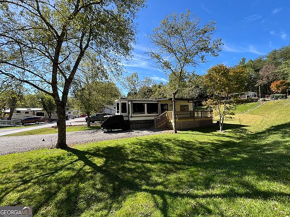 5th image of 94 Bridge Loop Dr