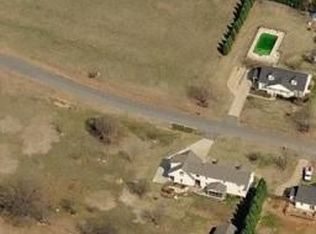 124 Martin Ct, Williamston, SC 29697