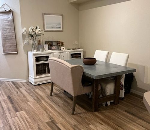 5th image of 609 Arbor Lake Ln #1