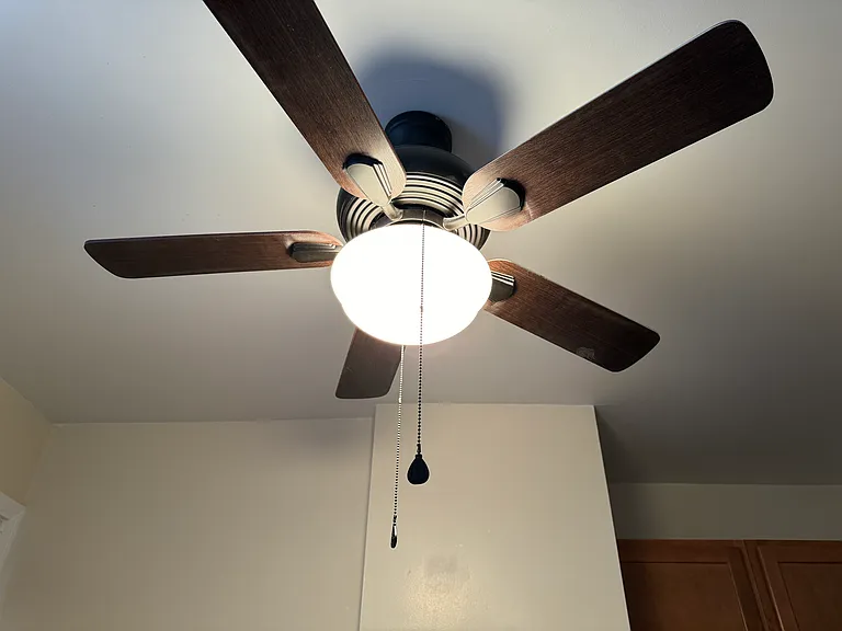 435 Brooks Ave #UP — Photo 3
